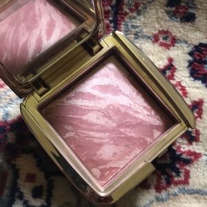 Hourglass Lighting Blush In Mood Exposure